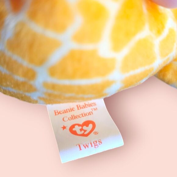 Twig the Giraffe Ty with errors - Picture 3 of 5